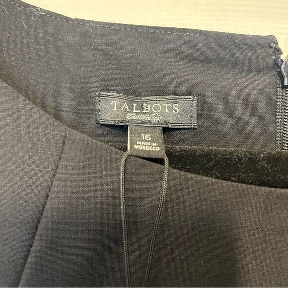 Talbots Black Short Sleeve Top Blouse Zipper Back Closure Scoop Neck Size 16 NWT - Picture 5 of 7